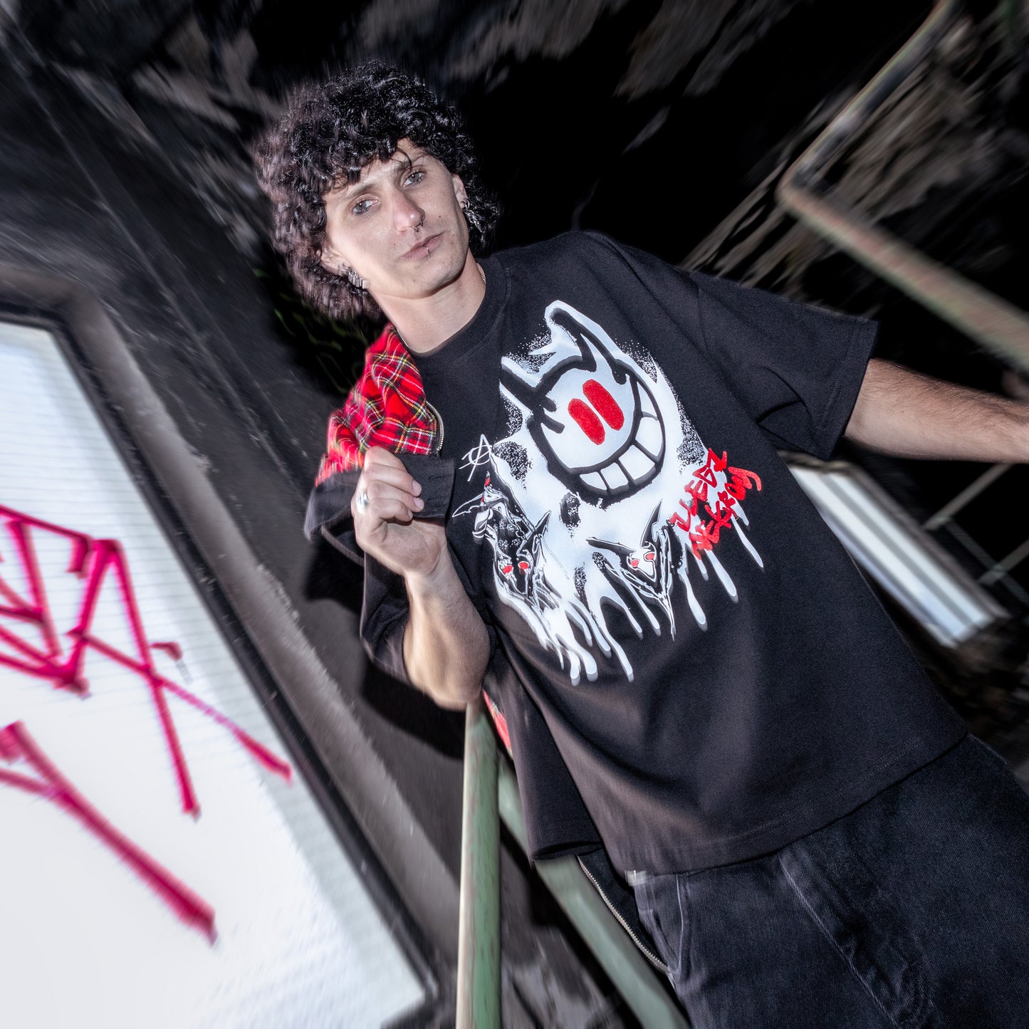 Illegal Boxy Tee Black - Limited Edition 1312 <3